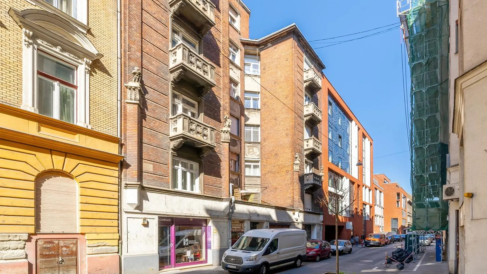 D30 Premium Suite Budapest 0*,