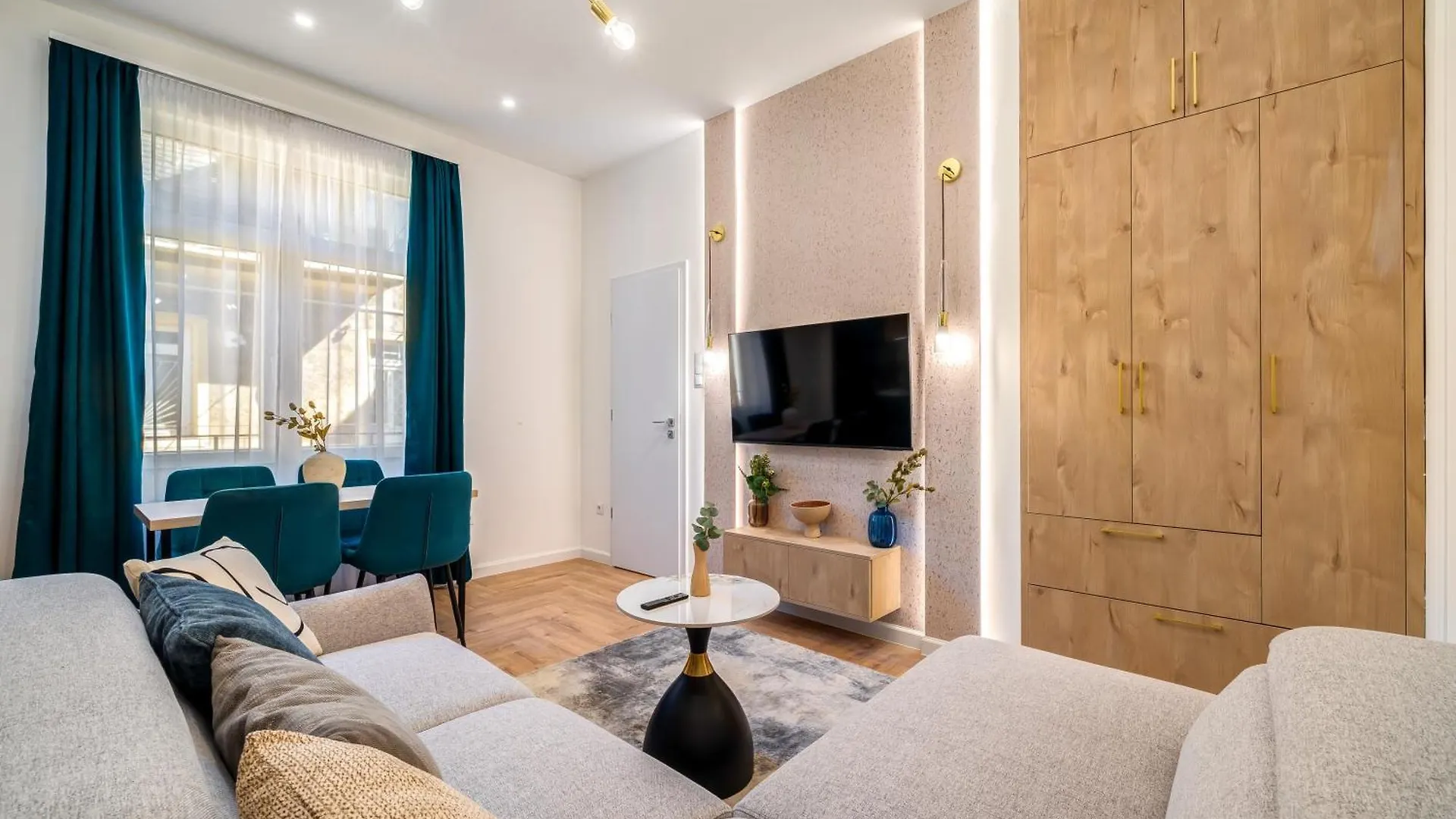D30 Premium Suite Budapest 0*,  Hungary